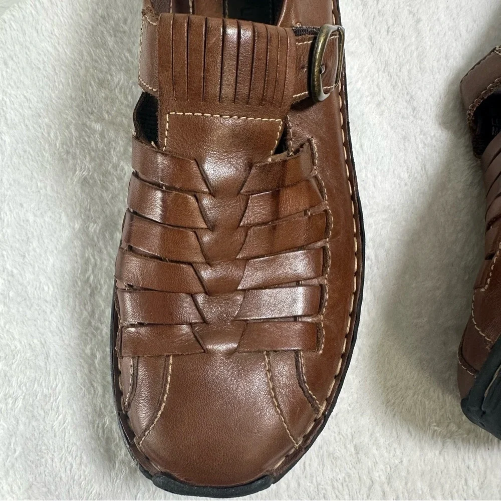 Hush Puppies elegant brown